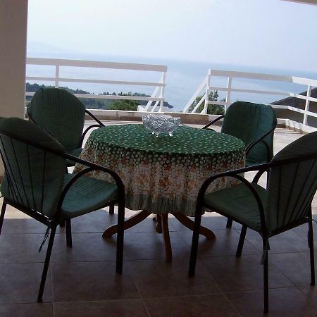 Apartments Jovanic With 2 Bedrooms Сутоморе Екстер'єр фото