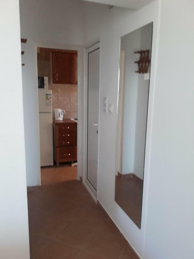 Apartments Jovanic With 2 Bedrooms Сутоморе Екстер'єр фото
