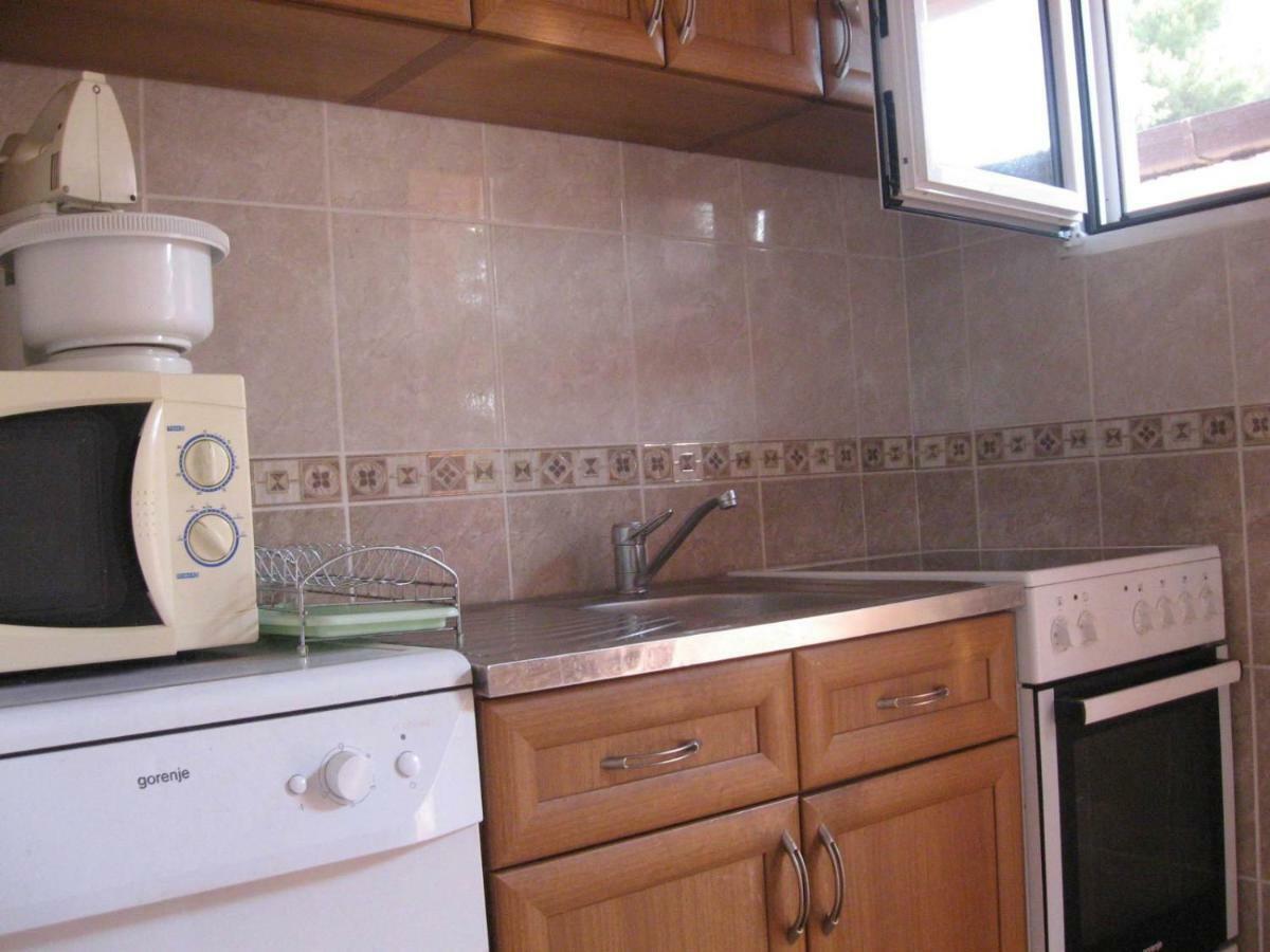 Apartments Jovanic With 2 Bedrooms Сутоморе Екстер'єр фото