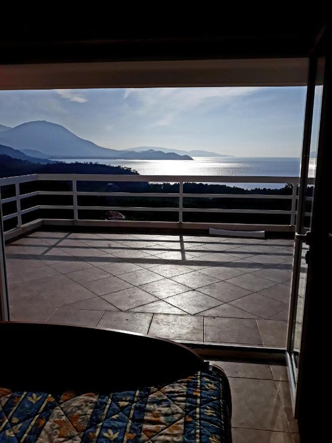 Apartments Jovanic With 2 Bedrooms Сутоморе Екстер'єр фото